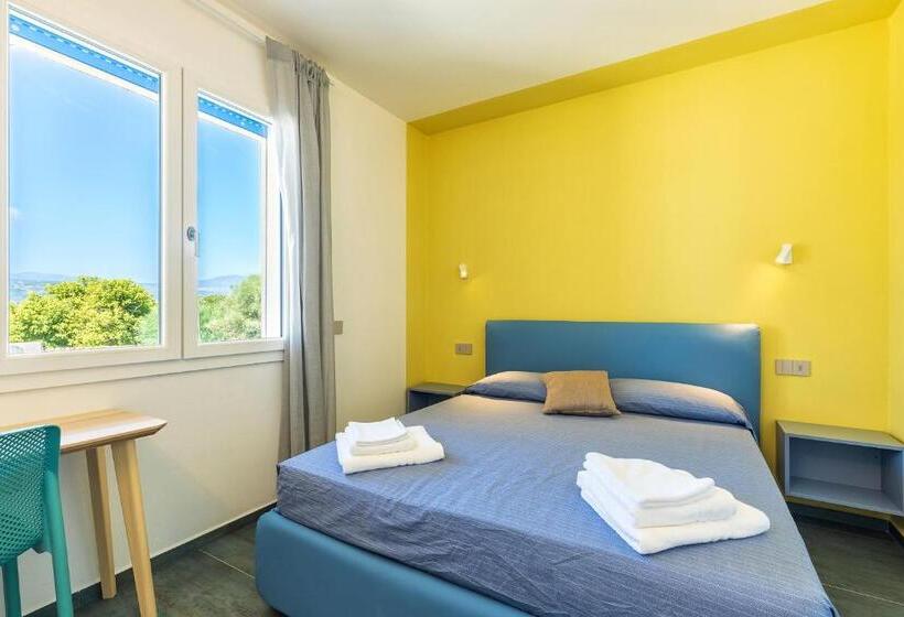 Номер Стандарт Вид на Бассейн, Affittacamere Resort Beach San Gemiliano