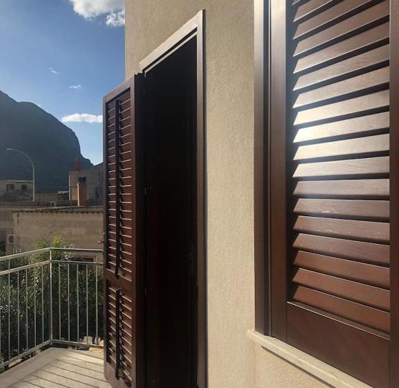 آپارتمان 2 خوابه, Casa Regina