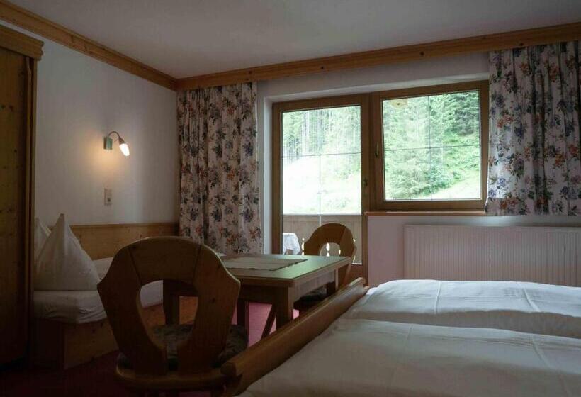 Номер Стандарт с Балконом, Haus Tanneck