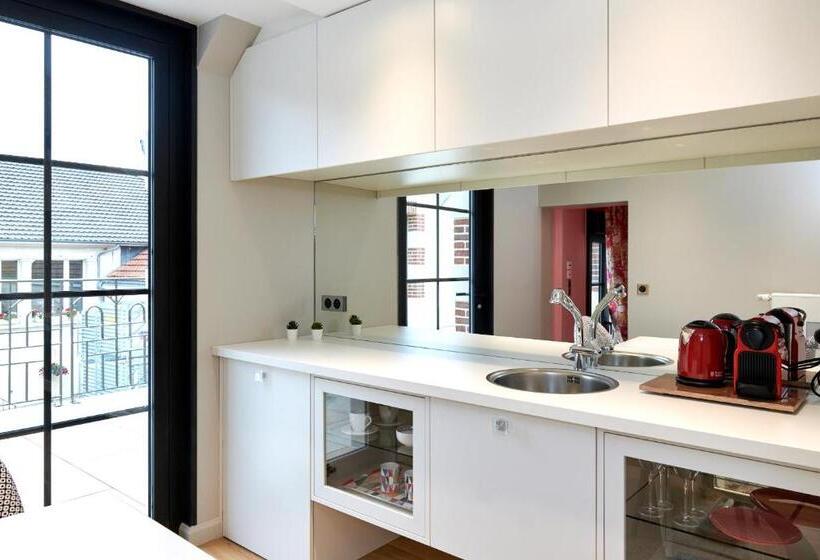 Люкс с Террасой, L Appartement Et Les Suites De Vjl..