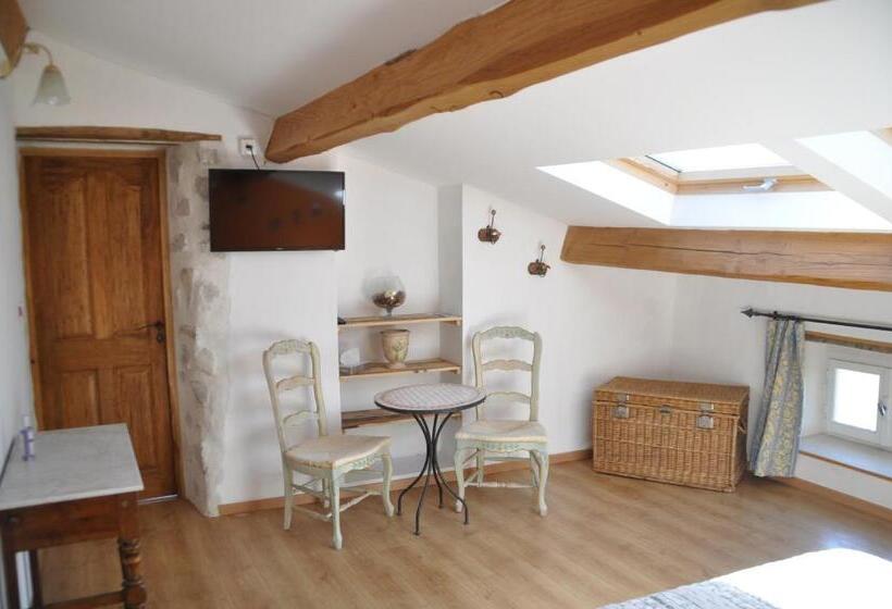 Апартаменты 2 Спальни, La Vigne Appartement