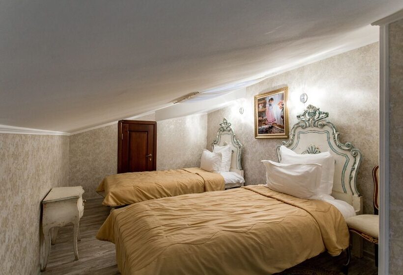 Семейный Номер, Art Hotel Nikolaevsky Posad