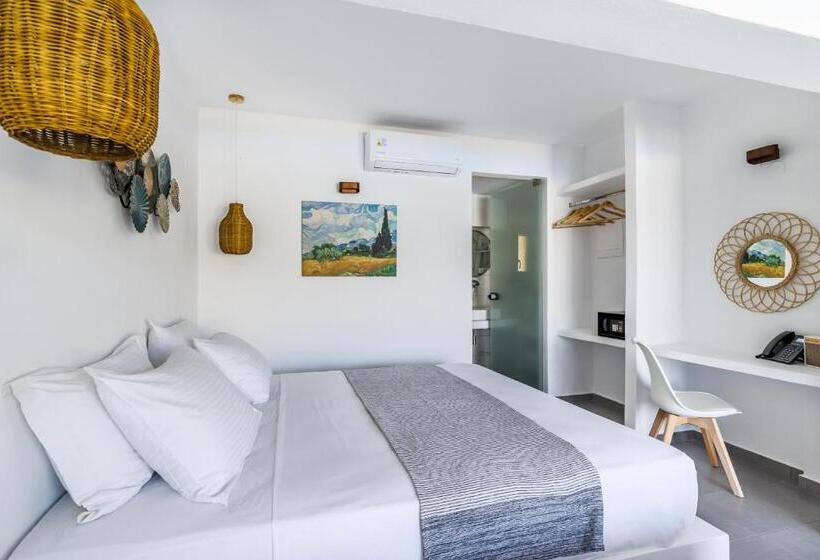Полулюкс, Skopelos Holidays Hotel & Spa