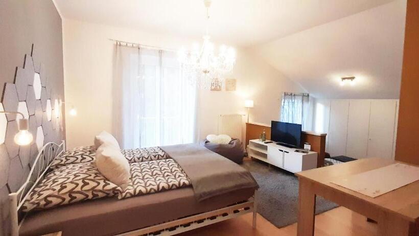 Suite com Varanda, Home Suite Home Bed & Breakfast