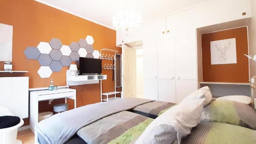 Quarto Quádruplo Estandar, Home Suite Home Bed & Breakfast