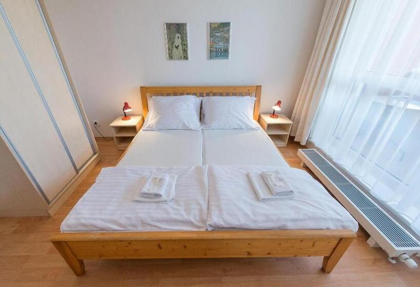 带1个卧室的带阳台的公寓, Apartmán U Lázní D23