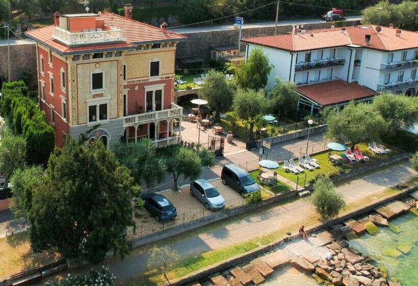 Номер Стандарт Вид на Сад, Villa Torre   Atmosfera Romantica