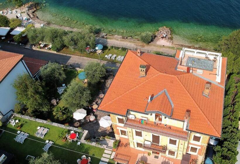 Люкс Вид на Горы, Villa Torre   Atmosfera Romantica