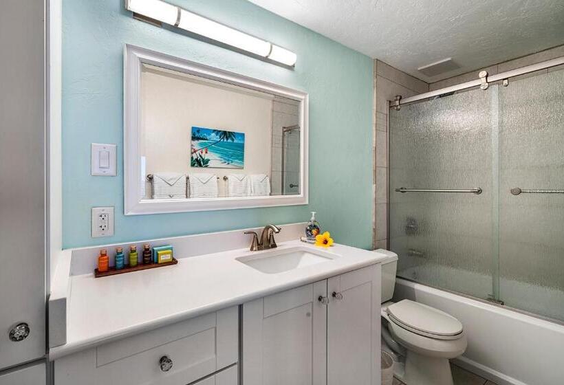 Апартаменты 1 Спальня Вид на Море, Oceanfront Luxury Condo