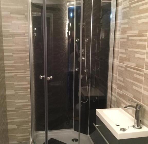 Номер Стандарт, Auberge Henri Iv