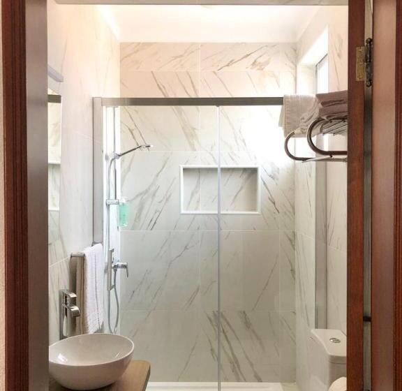 Quarto Estandar, Nova Delpa Al