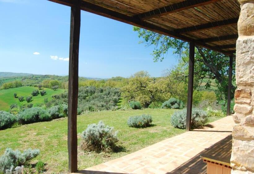 Дом 1 Спальня, Agriturismo Poggio Monte Saturnia