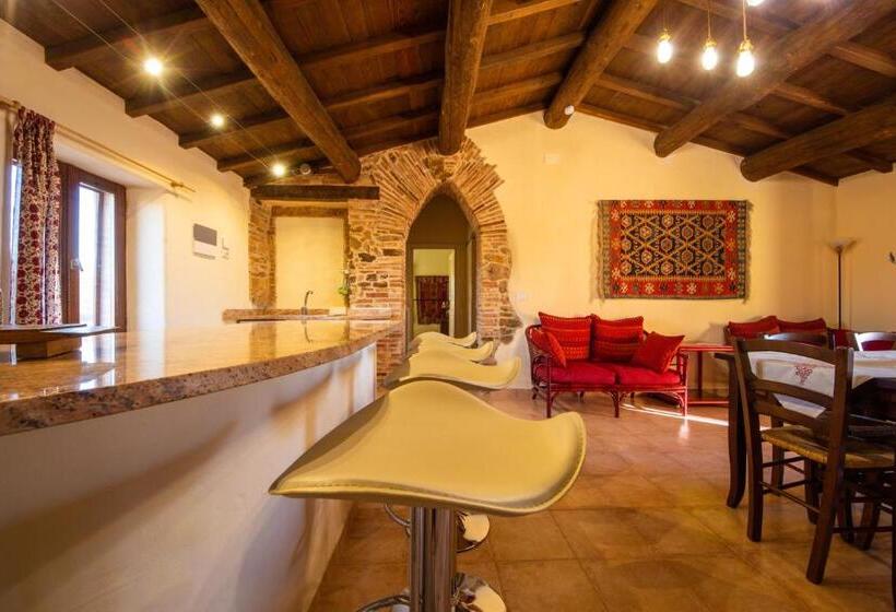 Апартаменты Deluxe 1 Спальня, Agriturismo Poggio Monte Saturnia