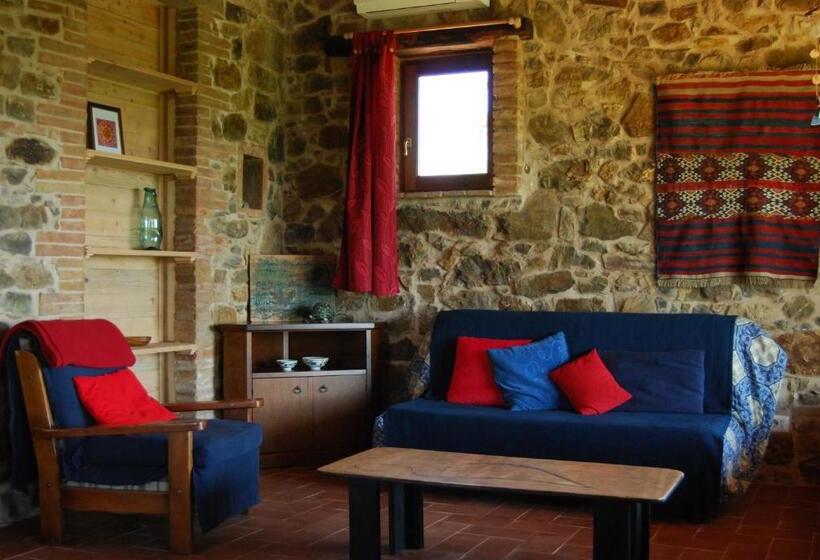 Дом 1 Спальня, Agriturismo Poggio Monte Saturnia
