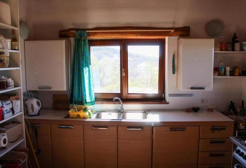 Дом 3 Спальни, Agriturismo Poggio Monte Saturnia