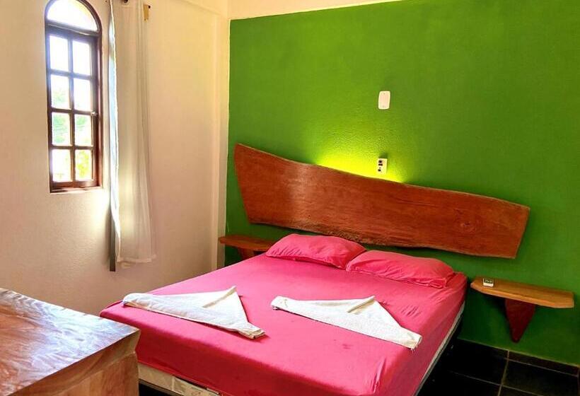 Люкс Superior, O Caramuru Hostel   Cumuruxatiba