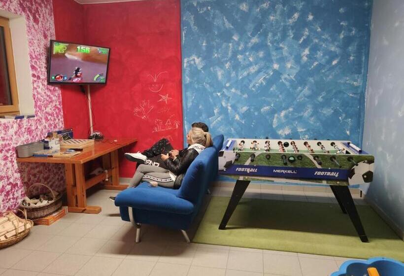 استودیوی استاندارد, Residence Stefansdorf
