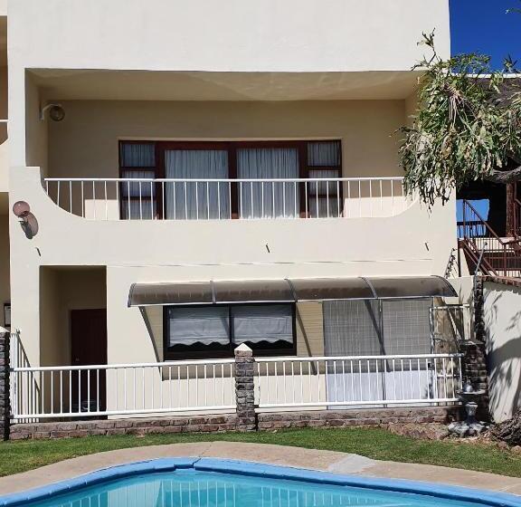 Номер Стандарт, Karoo View Guesthouse Cradock
