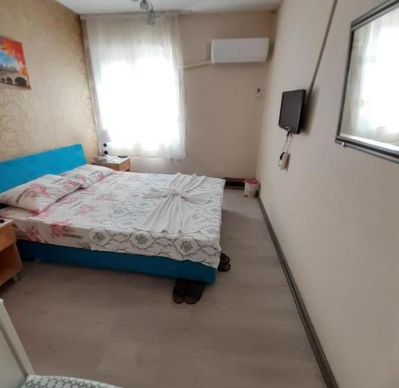 اتاق لوکس, Saydam Otel