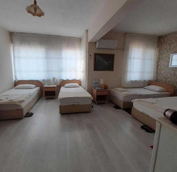 اتاق استاندارد چهار تخته, Saydam Otel