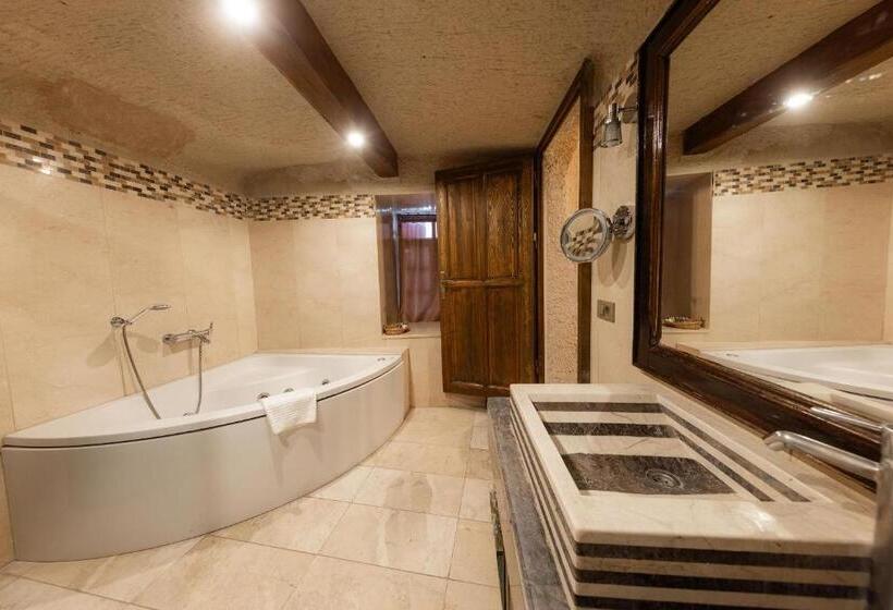 Трехместный Номер Deluxe, Cappadocia Cave Suites