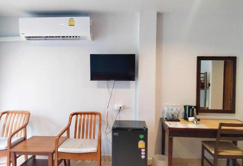 4인용 스탠다드 룸, Karon Living Room   Sha Plus