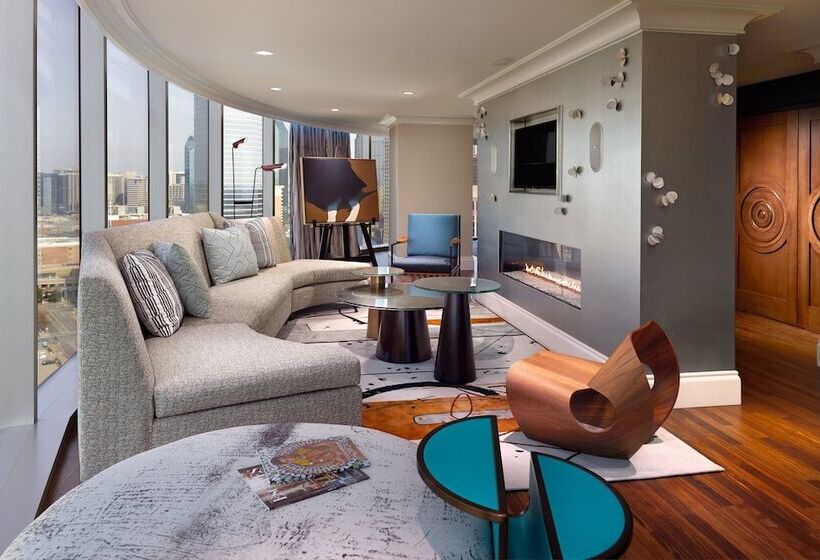 סוויטה נשיאותית, Omni Dallas