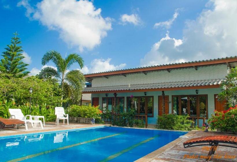 اتاق لوکس, Phuket Muay Thai House
