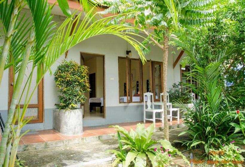 اتاق لوکس, Phuket Muay Thai House