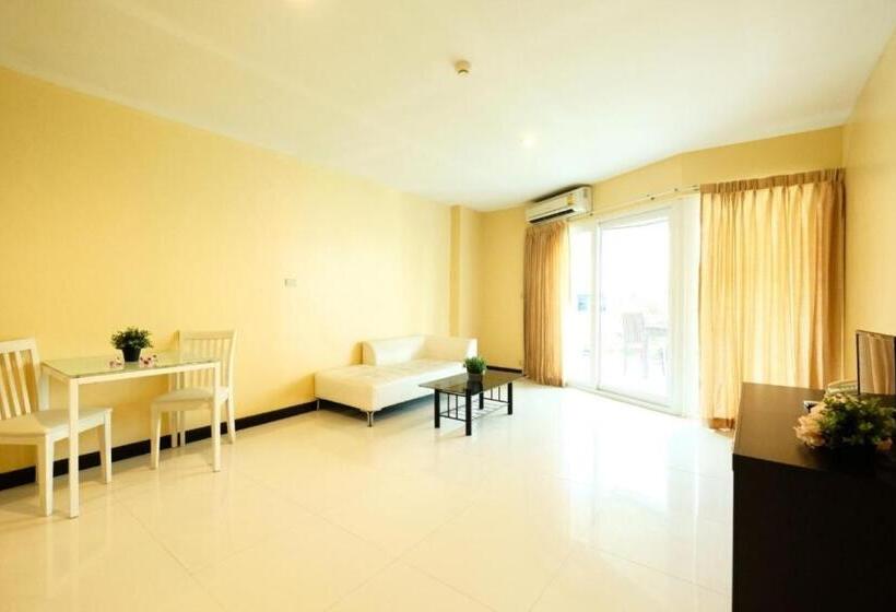 Полулюкс, Jomtien Plaza Residence