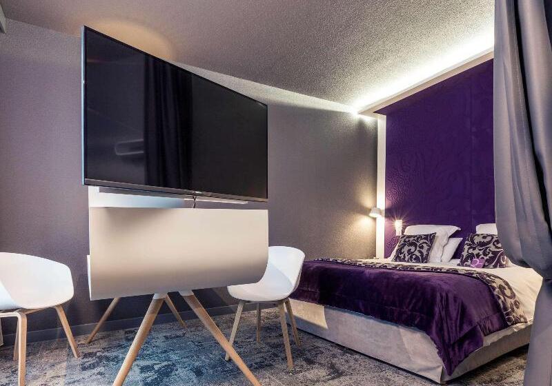اتاق لوکس با تخت بزرگ, Sheraton Shanghai Hongkou