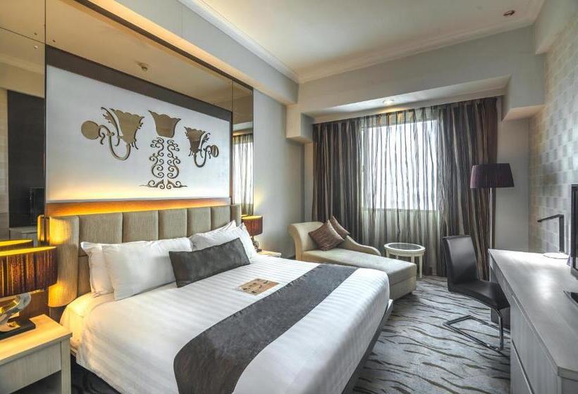 سوییت لوکس, Verwood Hotel And Serviced Residence