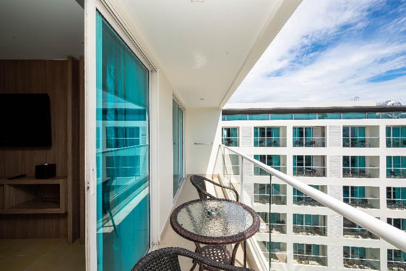 Номер Deluxe, Centara Pattaya