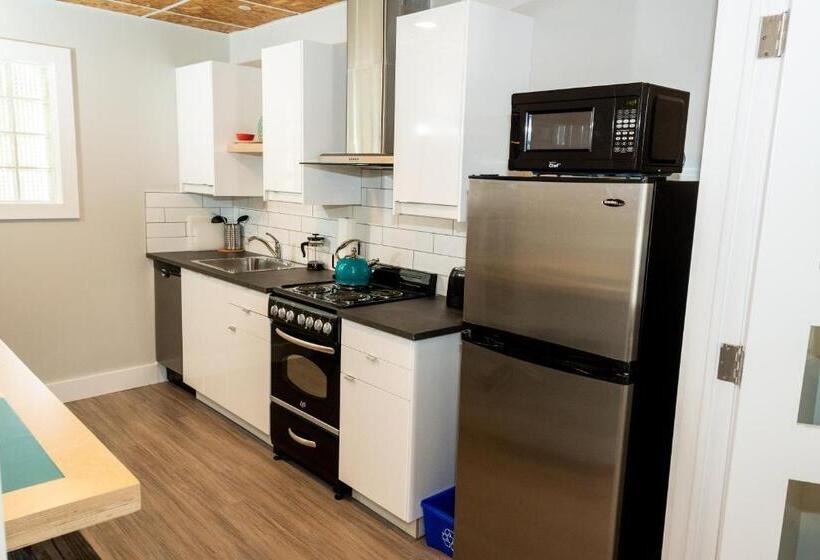 スイート, Morel Executive Suites