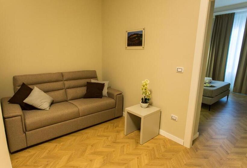 سوییت جونیور با بالکن, Le Affacciate Bruzie Home Guest House