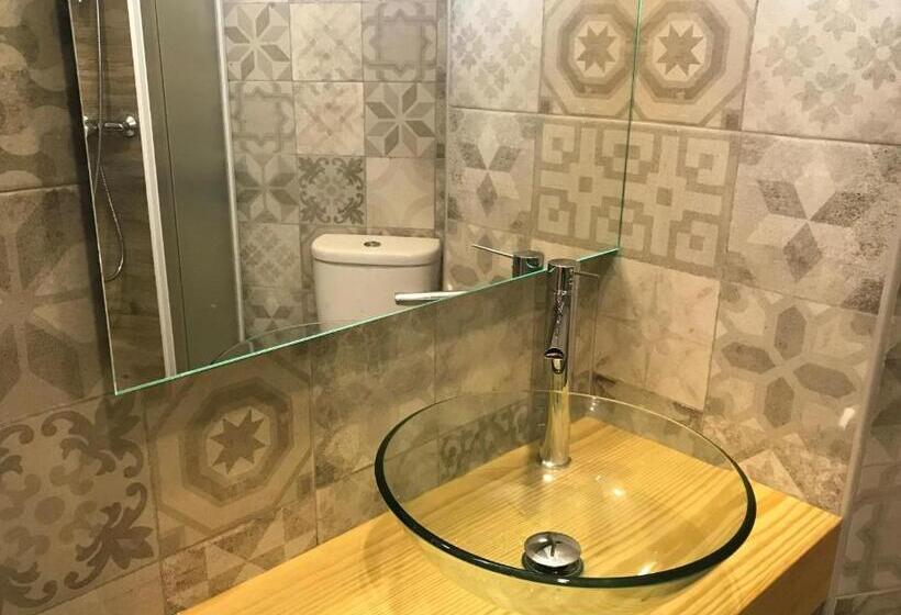 Номер Стандарт, Wood Steel & Glass