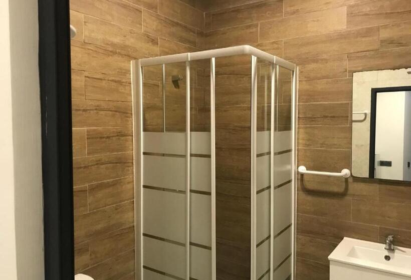 Номер Стандарт, Wood Steel & Glass