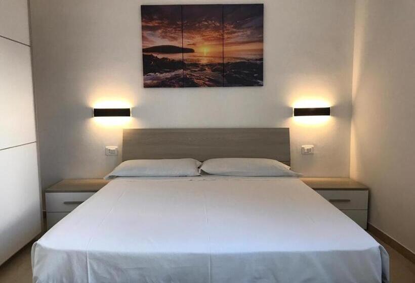 ２ベッドルームアパートメント, Eagle Rooms