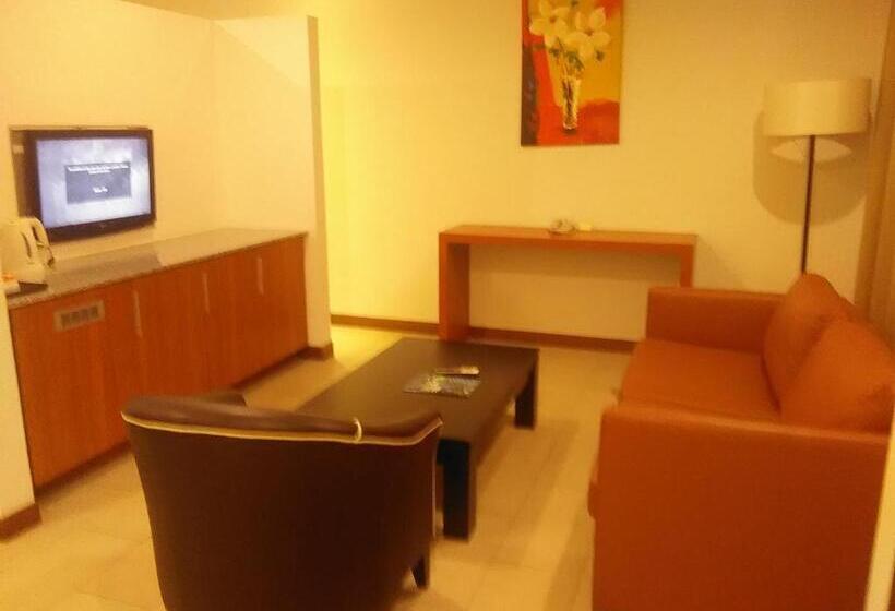 اتاق لوکس, Gloria Swiss Hotel & Apartment Sandakan