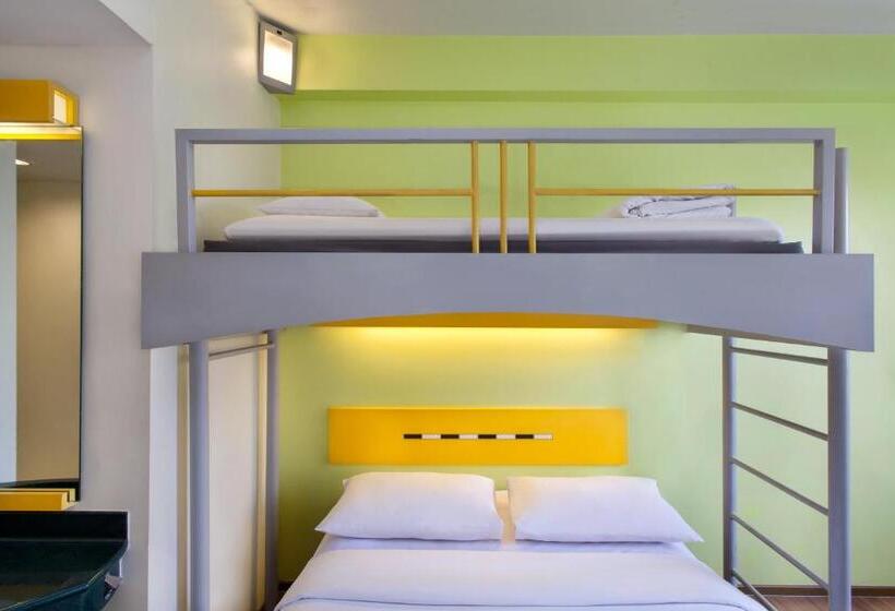 Номер Стандарт с Койками, Ibis Budget Jakarta Cikini