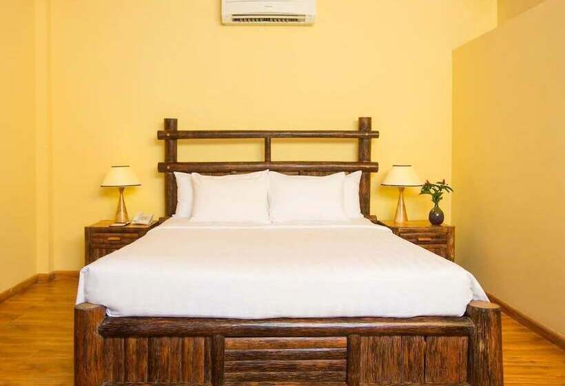 بانگلوی لوکس, Chez Carole Beach Resort & Spa