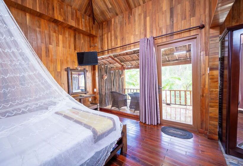 بانگلوی لوکس, Chez Carole Beach Resort & Spa