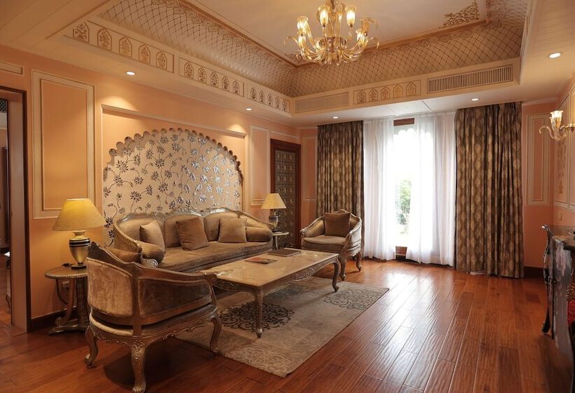 高级套房, Radisson Blu Udaipur Palace Resort & Spa