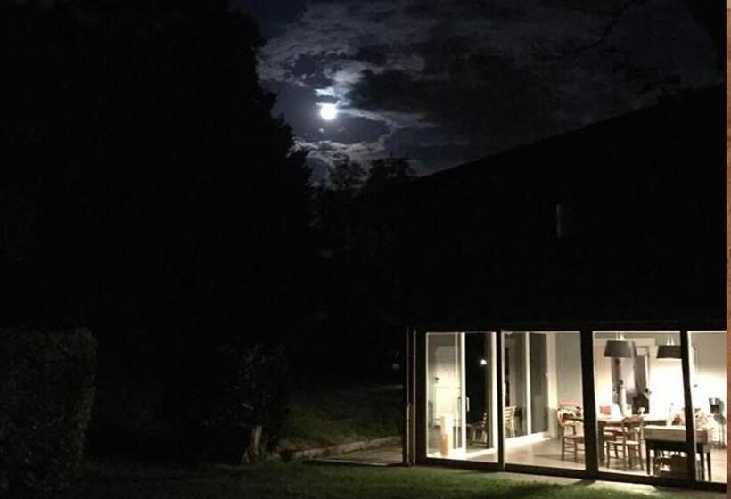 Четырехместный Номер Стандарт, La Grange De La Batone   Bed And Breakfast
