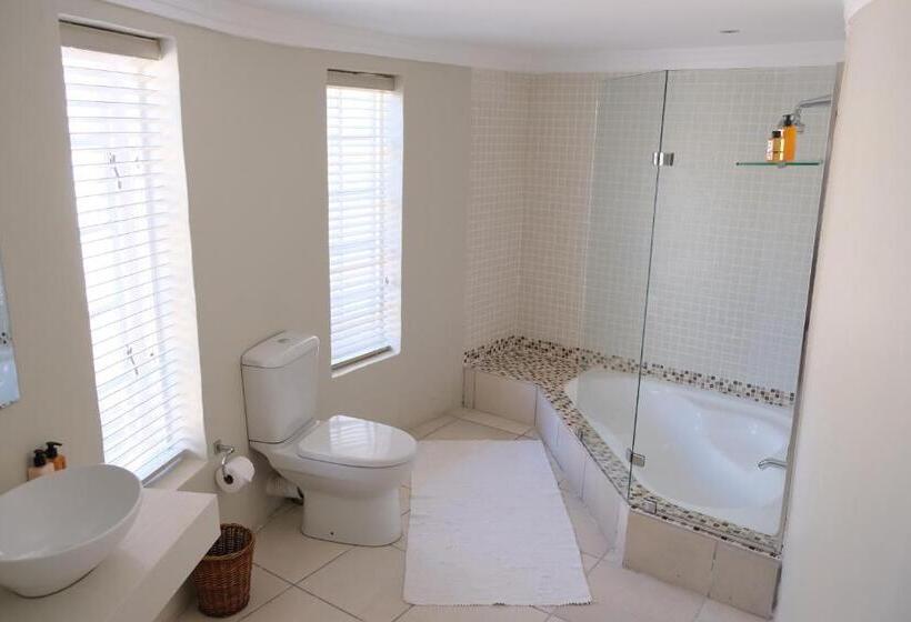 חדר סטנדרט, Amber Light Wilderness Beach Cottage