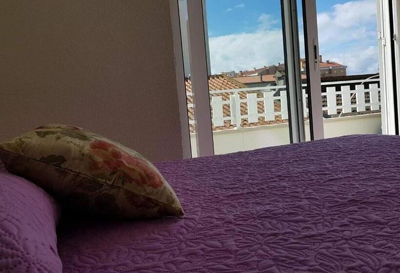 اتاق لوکس, Guesthouse O Cuco
