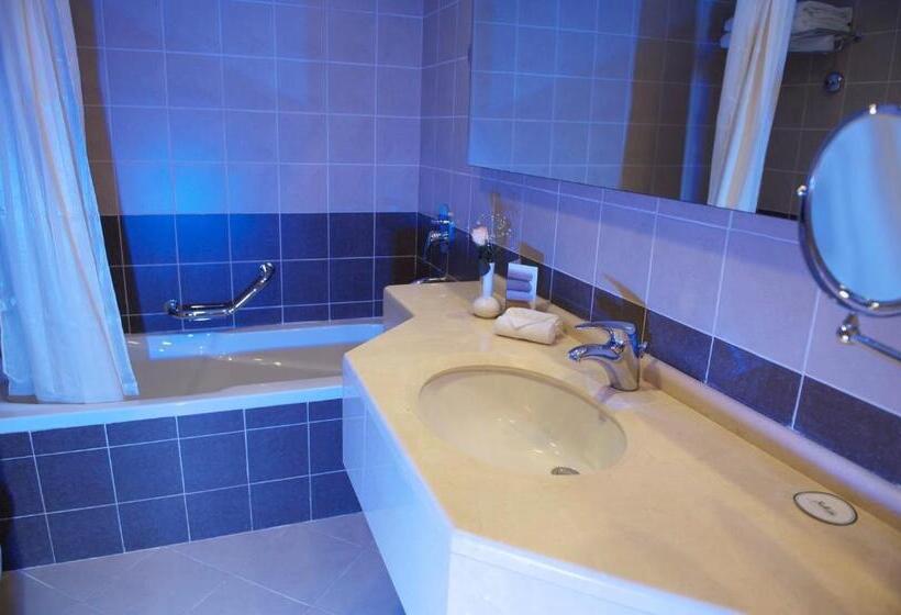 Студия Стандарт, Grand Bellevue Hotel Apartment Dubai