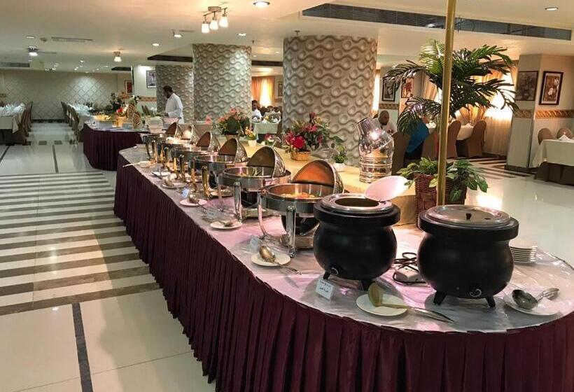 Стандартный Номер Кровать Кинг, Bab Al Multazam Concorde