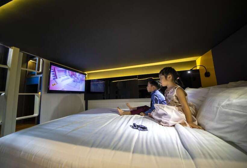 اتاق لوکس چهار تخته, Cube Family Boutique Capsule Hotel At Chinatown