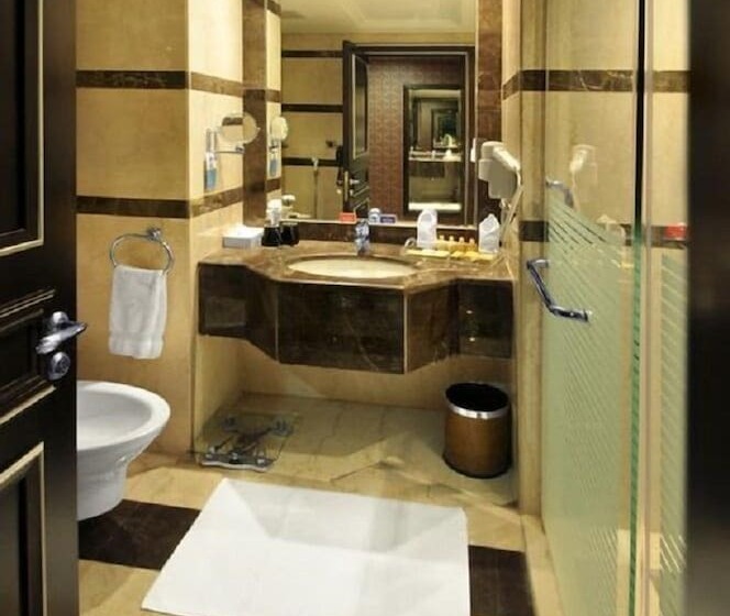Четырехместный Номер Стандарт, Ruve Al Madinah